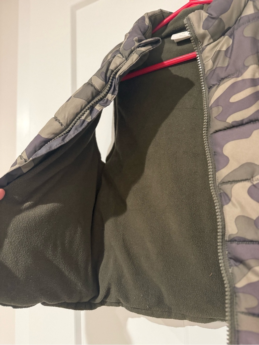 Crazy 8 Camo Puffer Vest in Olive & Dark Green - Picture 5 of 5